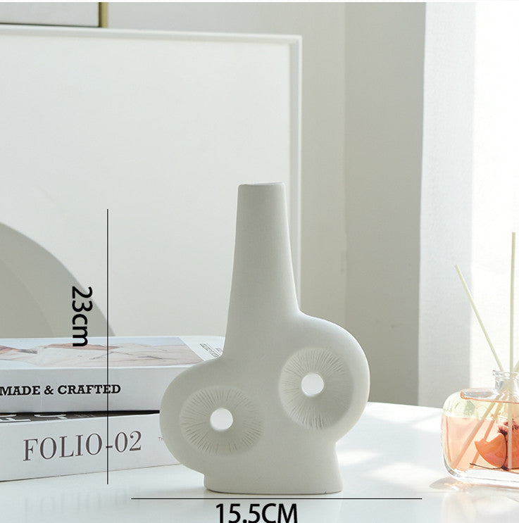 White Art Style Ceramic Vase Ornaments