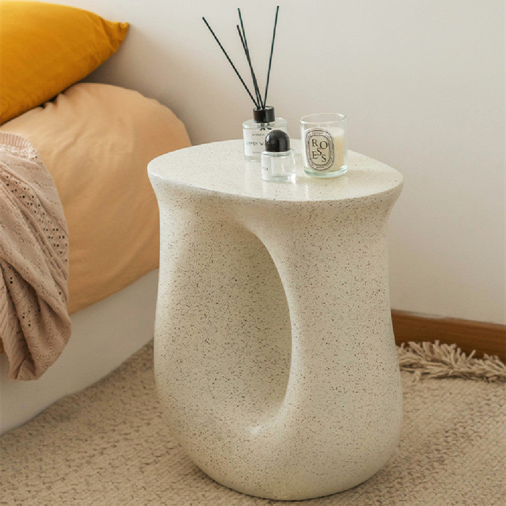 Light Luxury U-Shaped Cream Side Table