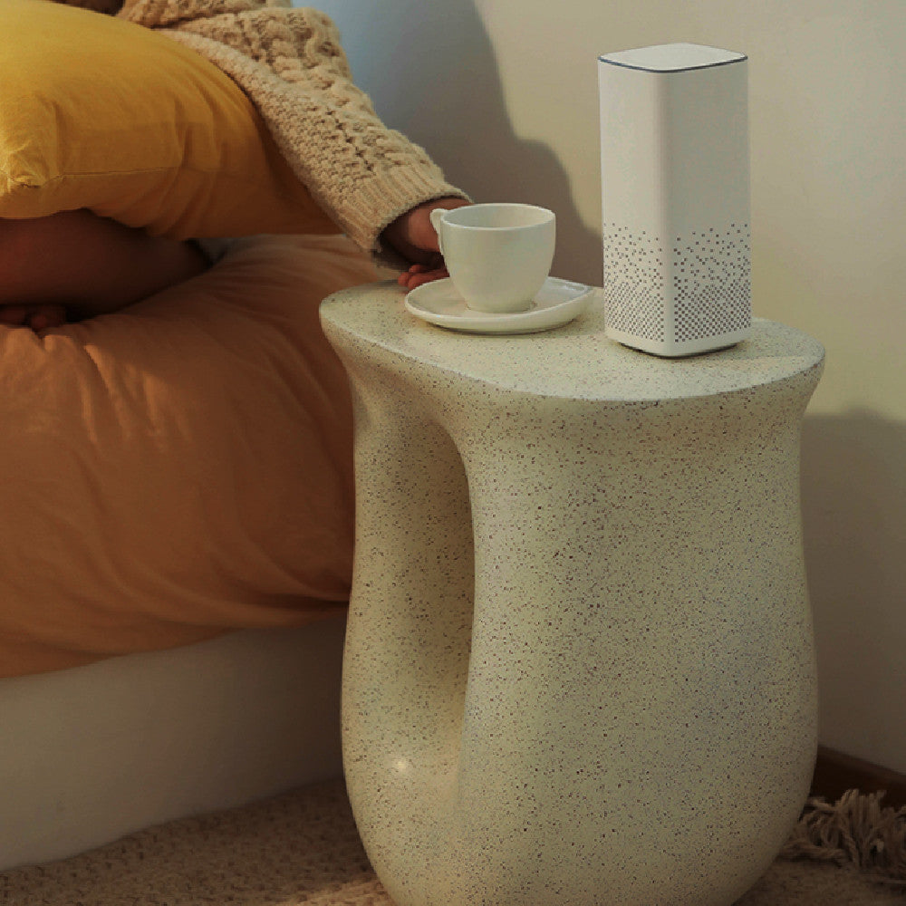 Light Luxury U-Shaped Cream Side Table